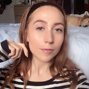 Meet your Posher, Izzie